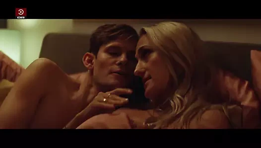 seksi sigara içme MİLF