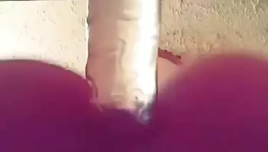 Amcığımla oynuyorum