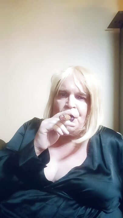 Bölüm 2 - BBW TV, BDSM ve Kink dünyasındaki uzun yıllardan bahsediyor