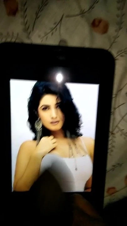 Randi twinkle khanna kalın boşalma haraç