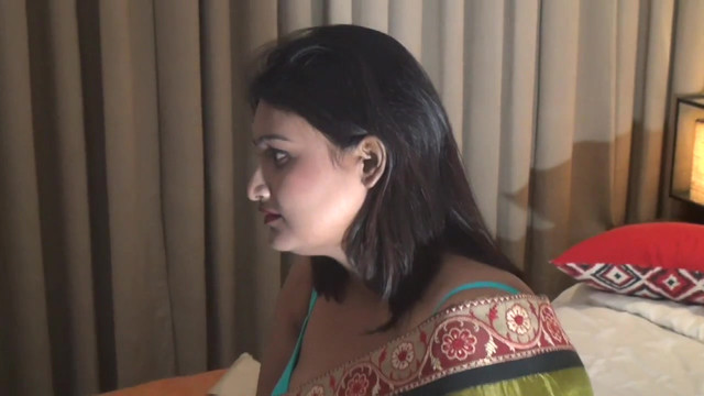 A boss called her secretary and both got a superb fucking session in Hotel Room