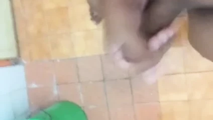 nak pancut dengan perempuan tapi perempuan takde