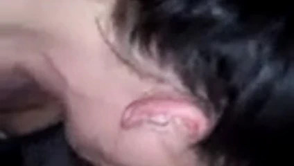 Komşunun karısı biraz şeker almaya geldi...