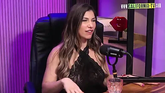 Latin ateşli Alexia Dhein ile podcast