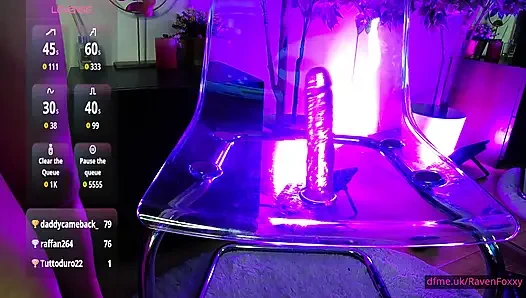 Doğal seksi sohbet, numara yok. Canlı parmaklama azdırma ve zevk,, bacakları kes!