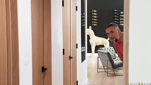 Beni gırtlağına kadar ya da götümü yalnız bırak Kenzie Taylor Brazzers