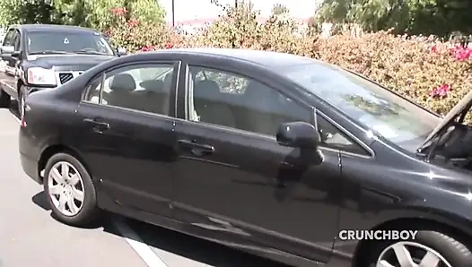 Kaltak büyük memeli büyük yarakla korunmasız sikiliyor