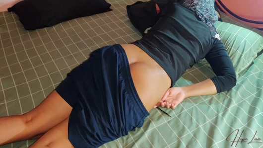 Malezyalı Tesettür Kız Komşusundan Güzel Seks Alıyor.