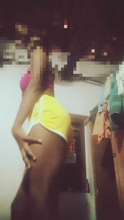 Hint femboy crossdresser dans ediyor