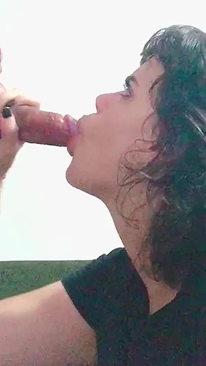 Amatör kameraya yakalanan yüksek kaliteli oral seks | Klip 1