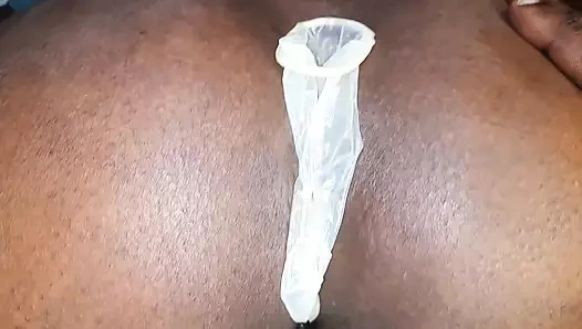 Sahibinin karısı aklı olmayan edepsiz bir fahişe, bu sahibinin aklı yok