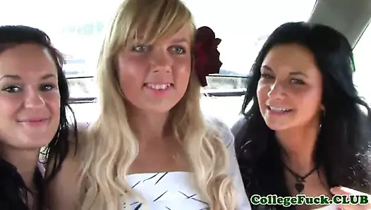 Kolej porno ivanka ve liana yanıp sönen