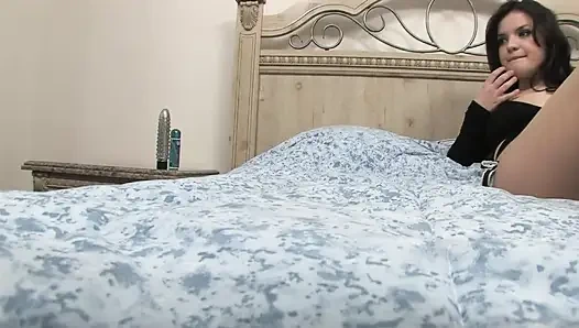 Julie sürtük ilk kez amına tek başına dokunuyor