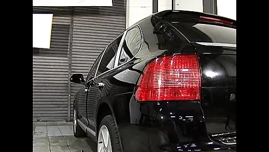 Güzel memeli güzel genç kız götünde büyük siyah yarakla orgazm oluyor