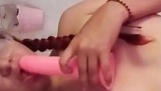 ısınıyorum ve onunla çok iyi mastürbasyon yapıyorum