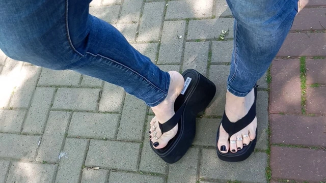 En iyi ayaklar - halka açık travesti