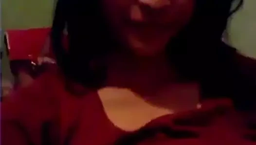 Endonezya bebeğim göster ona güzellik büyük göğüsler ve meme uçları