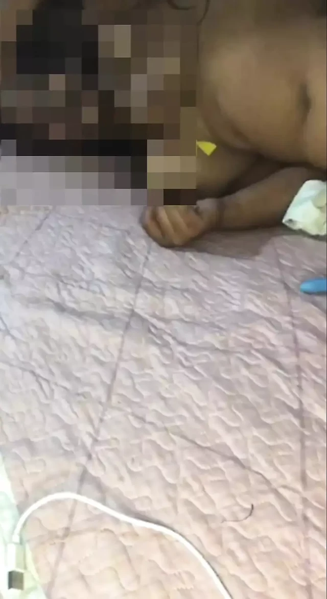 Büyük memeli bir çok şehvetli ve sevişmek gerekiyor