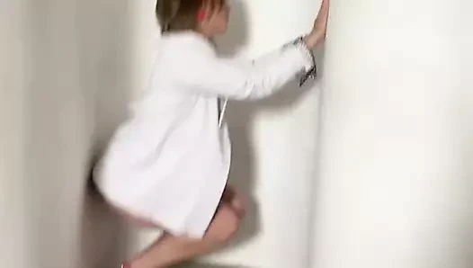 Ellie_magnet video 315276