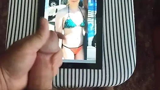 Boşalmak haraç üzerinde maisie williams kıllı kedi