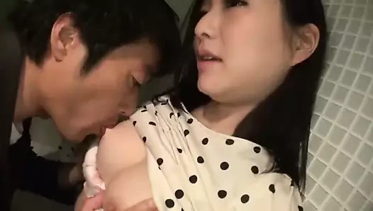 Tokyo'nun kalbinde edepsiz sözler ve aşk