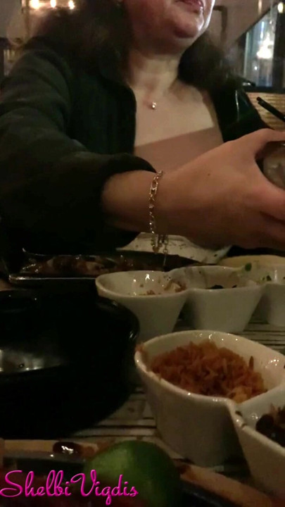 Bir Meksika restoranında yanıp sönen