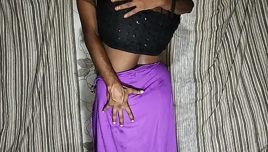 Ateşli sari romantizmi ve romantizm zamanı ve seks