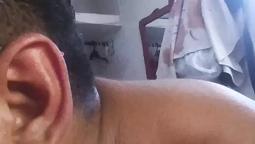 Hamile karım çorba hazırlamamı seviyor