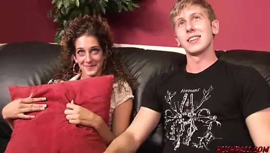 Genç eş sikikleri bir adam