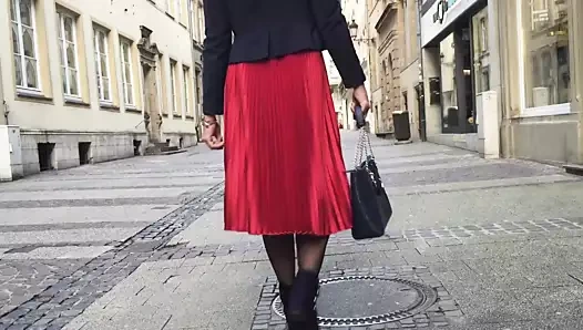 Skirt: Valentino