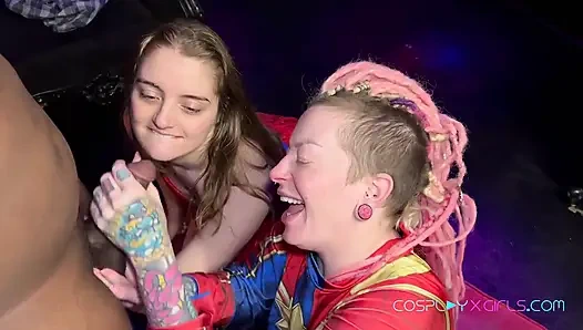 Captain Marvel og Spidergirl Gangbang