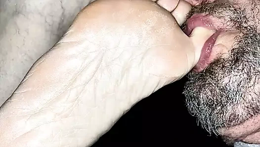 Bbw eş seviyor sahip olan ona ayak emdi