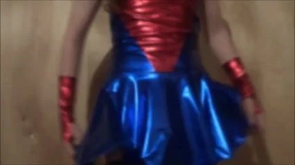 Seksi örümcek kız tuzağı