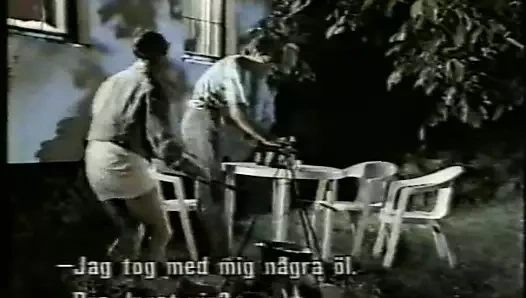 Anne babasız evde yalnız