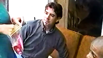 Olgun sarışın ile şişman göt gets becerdin içinde ırklararası üçlü