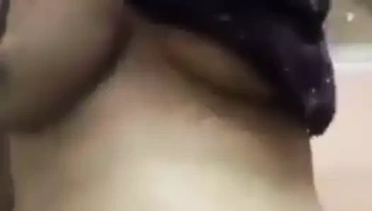 Karım vücudunu göster