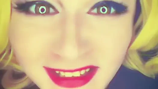 Lana Aka Tanrıça Lana ile işteki ilk günün.
