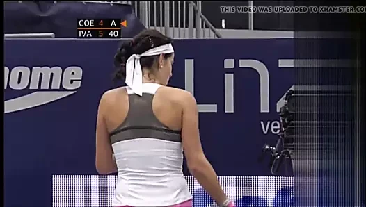 Julia goerges - linz 2010'da güzel göğüsler
