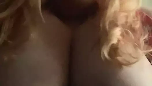 Ssbbw binicilik üzerinde üst pov