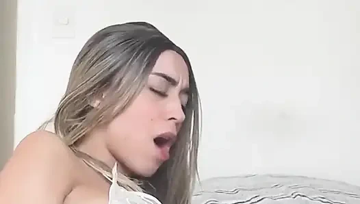 Zayıf bir deli senin gelip onu yemen