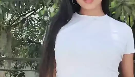 En sevdiğin çılgın kız zaten canlı, geliyor musun?