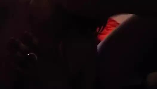 Elle prend plein la bouche