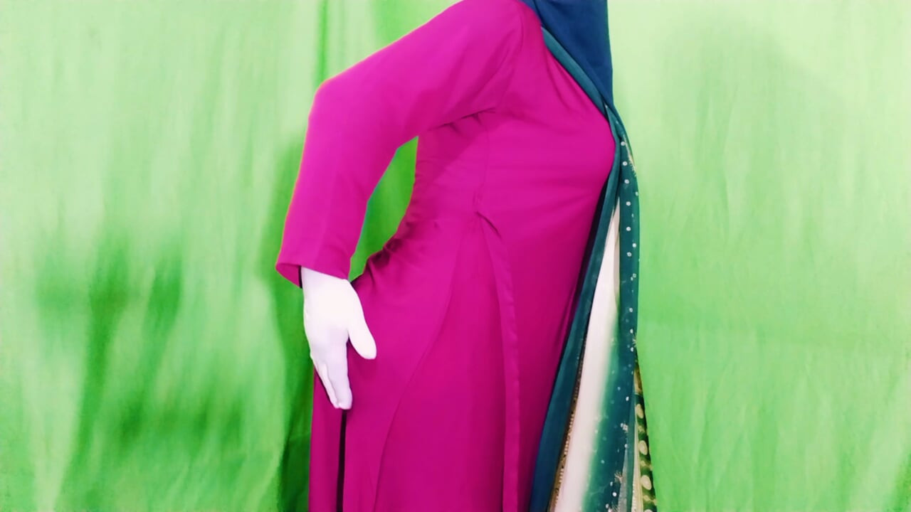 Burqa'da güzel Pakistanlı kadın