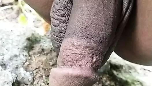 Müslüman çocuk pissing