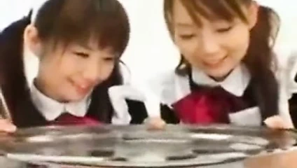 Asyalı döl içenler