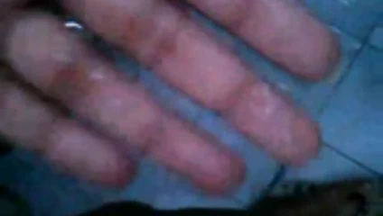 sri lankalı kız parmak