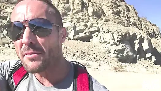 Reality dudes - Jacob Durham ve Myles Landon'un prezervatifsiz dağ sikişi açık havada heyecanla dolu