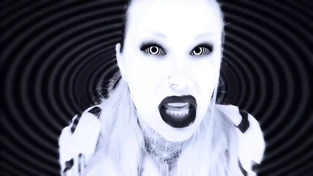 Spiraller üzerindeki beynin tam zihin kontrolü ve sakso