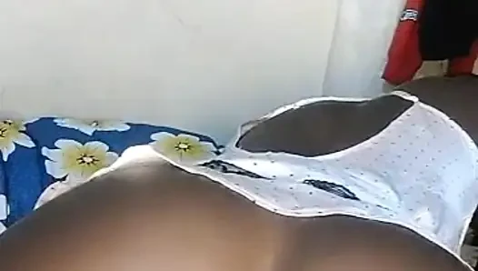 Amcığım çok sıkı