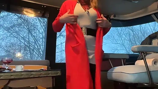 Cinsi Kıyafet ve Elbise